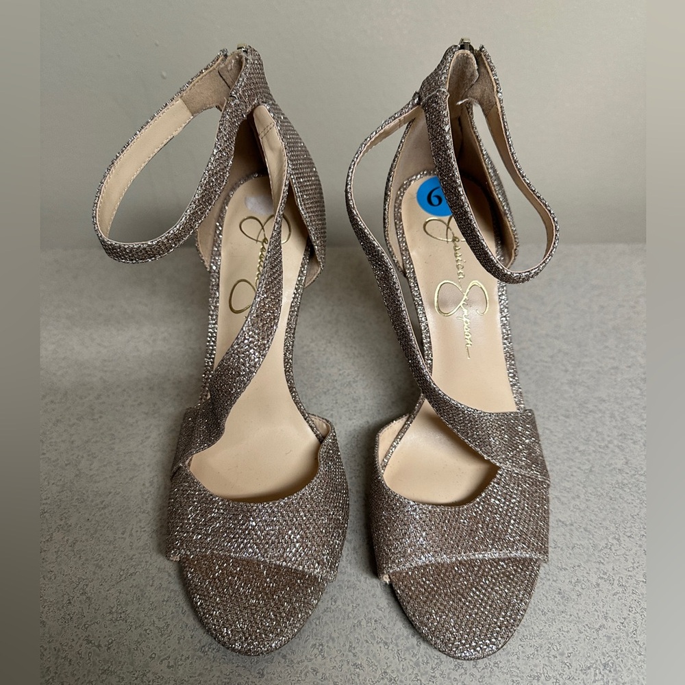 Jessica Simpson Elegant Glittery heels